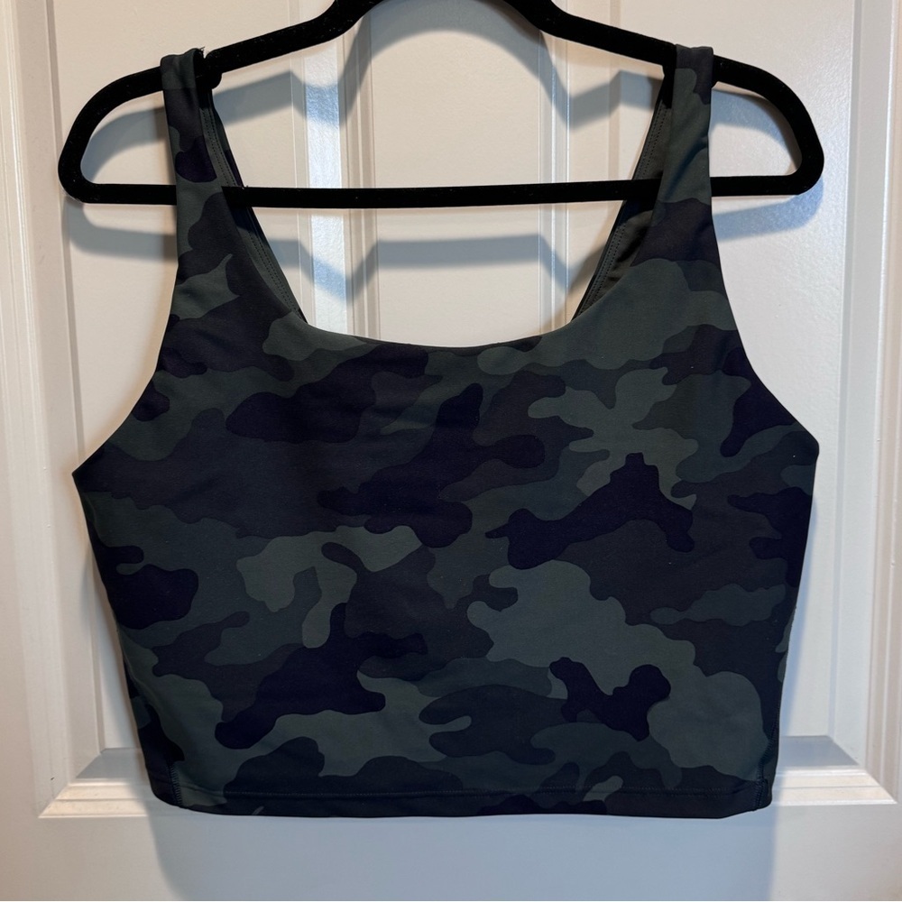 Old Navy Camo Print Women's Sports Bra and Legging set - Picture 1 of 4
